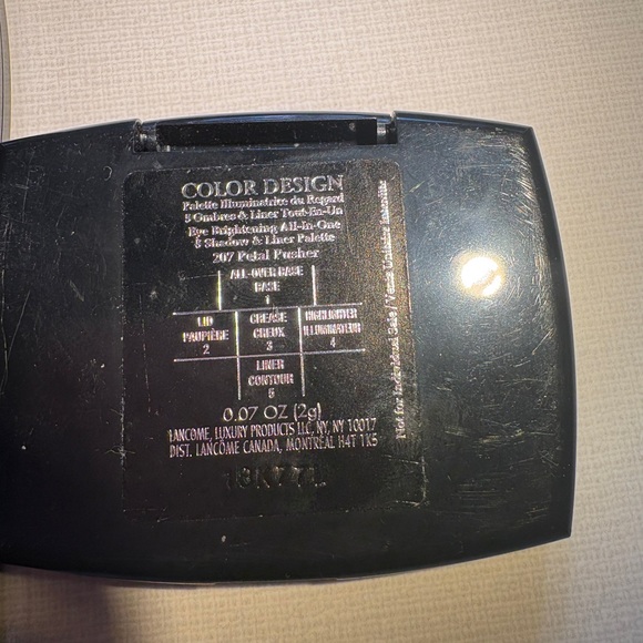 Lancome Blush and Eyeshadow Palettes with Warm Tones - Picture 6 of 7